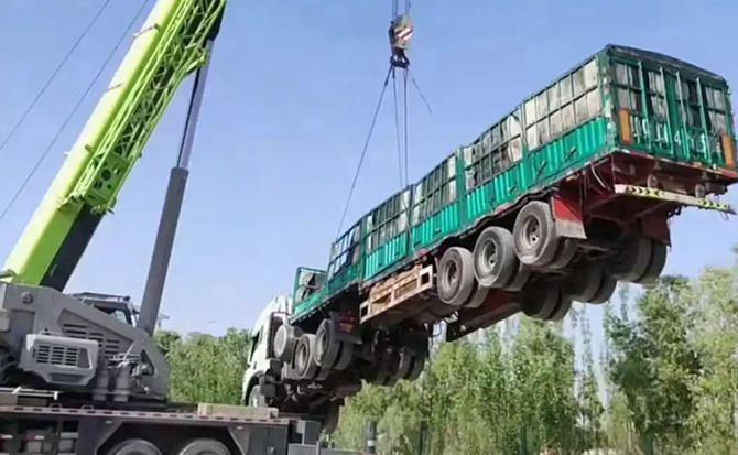 兴平道路脱困救援案例